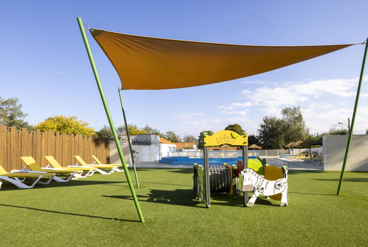 Camping **** La Davière Plage - Piscine