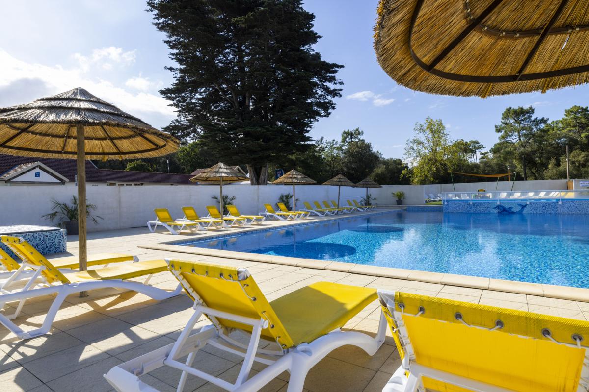 Camping **** La Davière Plage - Piscine