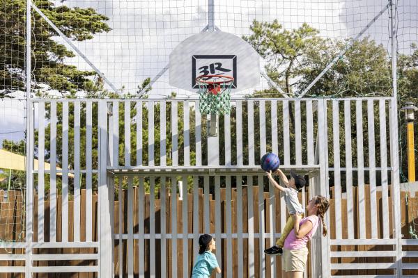 le Camping La Davière Plage**** - Nos équipements sportifs